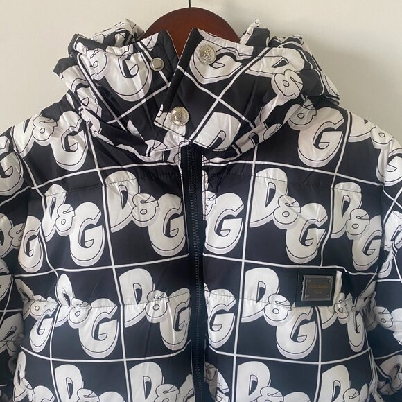 Dolce & Gabbana Quilted nylon jacket with hood and DG logo print - Picture 2 of 13